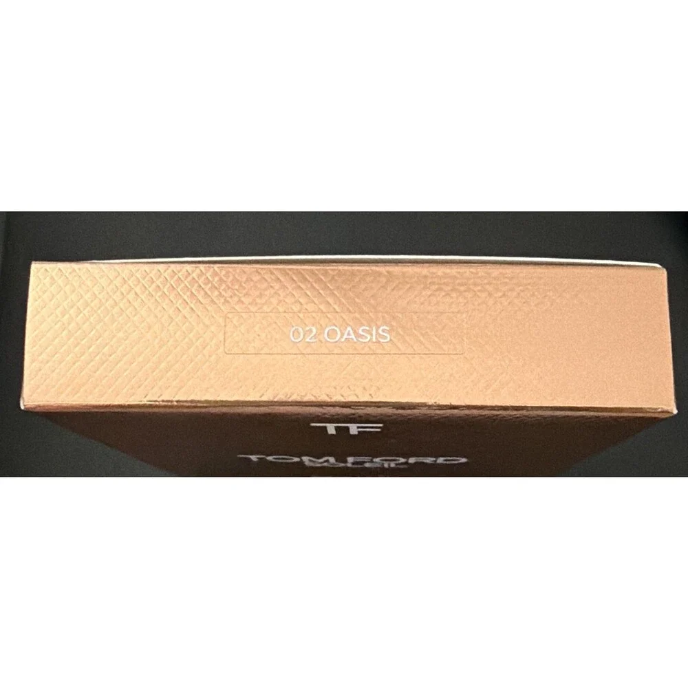 Tom Ford Soleil de Feu Glow Highlighter Glow Powder Shade 02 Oasis 0.21oz/6g